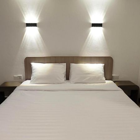 U-Thong Hotel Phitsanulok Ngoại thất bức ảnh